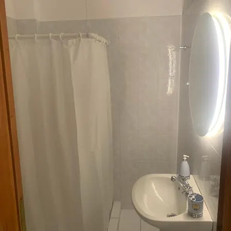 Two Palm Trees 아파트 *